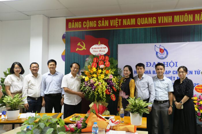 Đại hội Chi hội Nhà báo Tạp chí Điện tử Doanh nhân Việt Nam nhiệm kỳ 2022 – 2025 thành công tốt đẹp