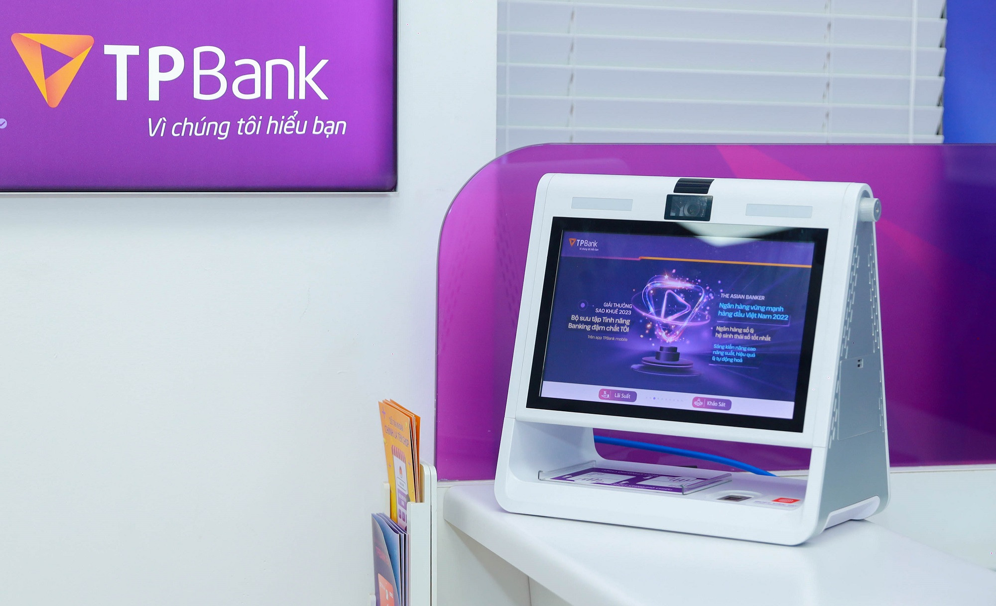 TPBank ra mắt dịch vụ ‘trợ lý số’ 5 sao tại quầy giao dịch