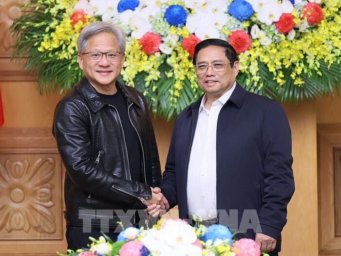 Thủ tướng Phạm Minh Chính tiếp Chủ tịch tập đoàn NVIDIA