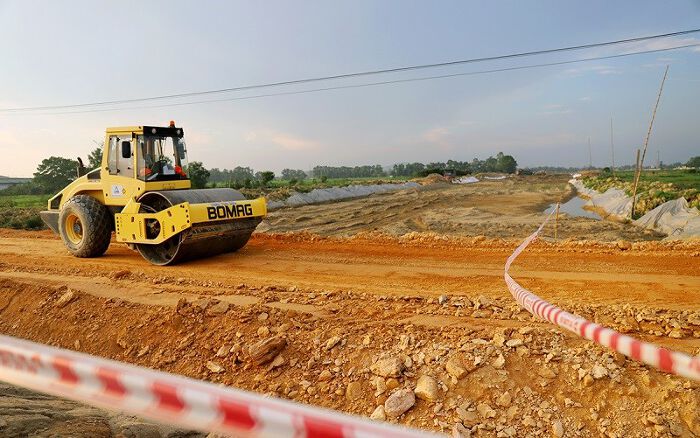 Chuyên gia: Đầu tư công nhiều địa phương ì ạch chủ yếu do dân chờ giá đền bù GPMB mới