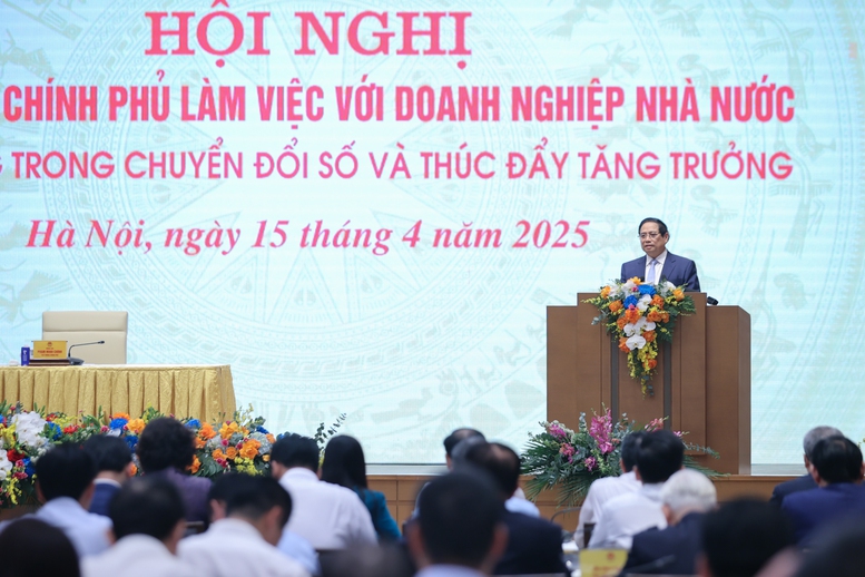 Thủ tướng: Doanh nghiệp nhà nước phải xông pha hơn nữa, tiên phong chuyển đổi số và thúc đẩy tăng trưởng