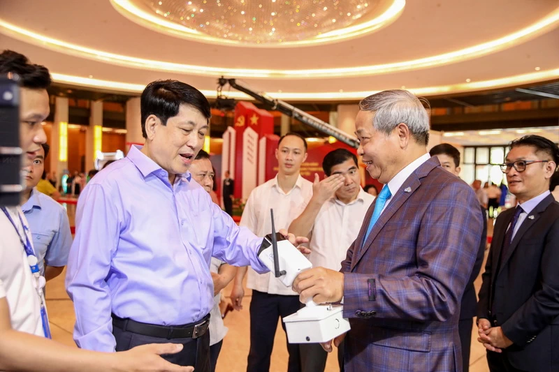 Tập đoàn CMC tham gia Triển lãm Kinh tế tư nhân toàn quốc 2025 với những dấu ấn công nghệ cao
