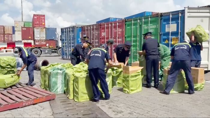 6 tháng đầu năm, Hải quan thu ngân sách trên 222 nghìn tỷ đồng