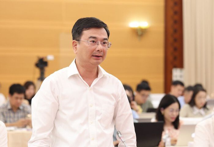 Hơn 1 triệu tỷ đồng được ‘bơm’ vào nền kinh tế trong nửa năm, lĩnh vực nào hưởng thụ nhiều nhất?