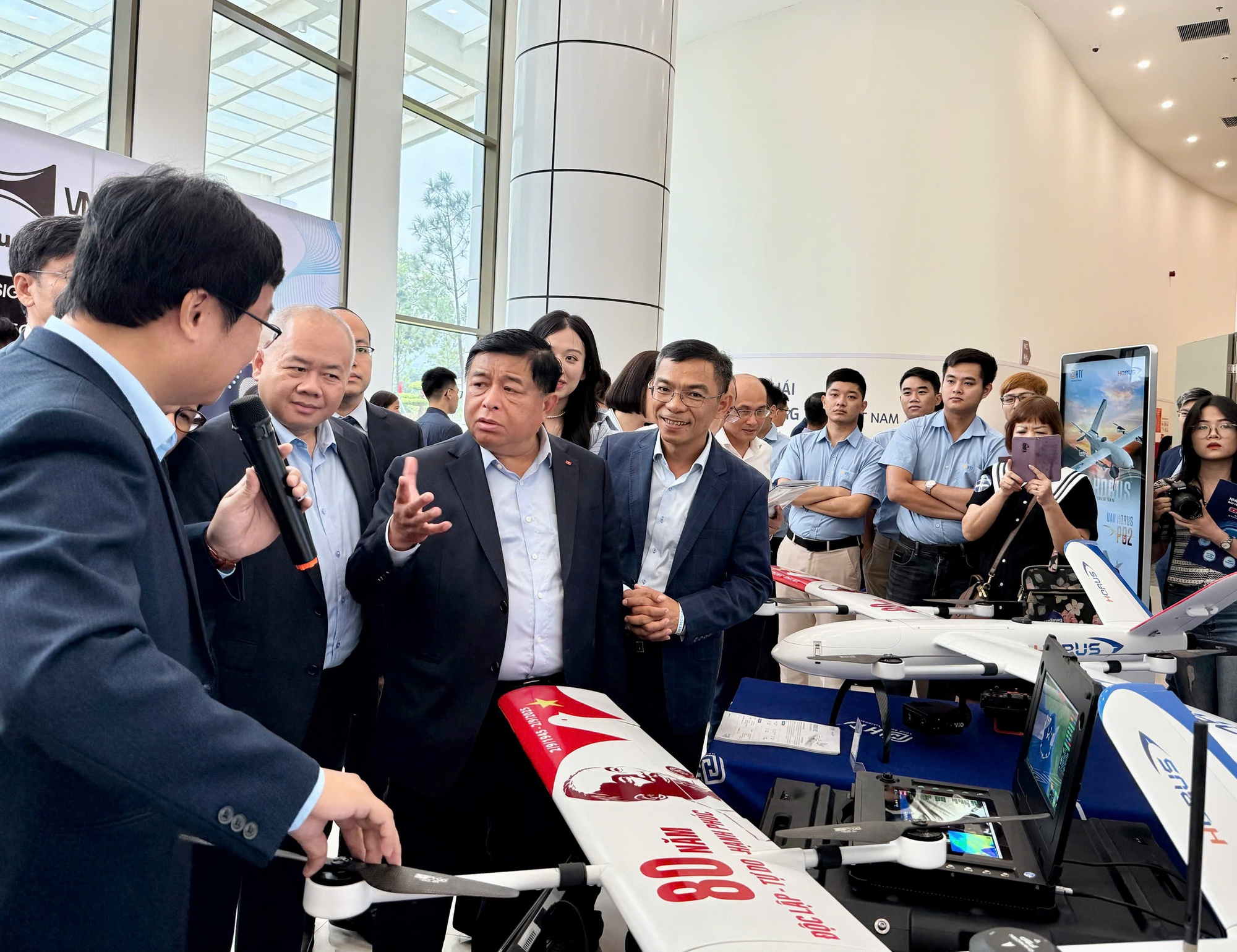Công bố thành lập 3 mạng lưới đổi mới sáng tạo và chuyên gia ngành công nghệ chiến lược