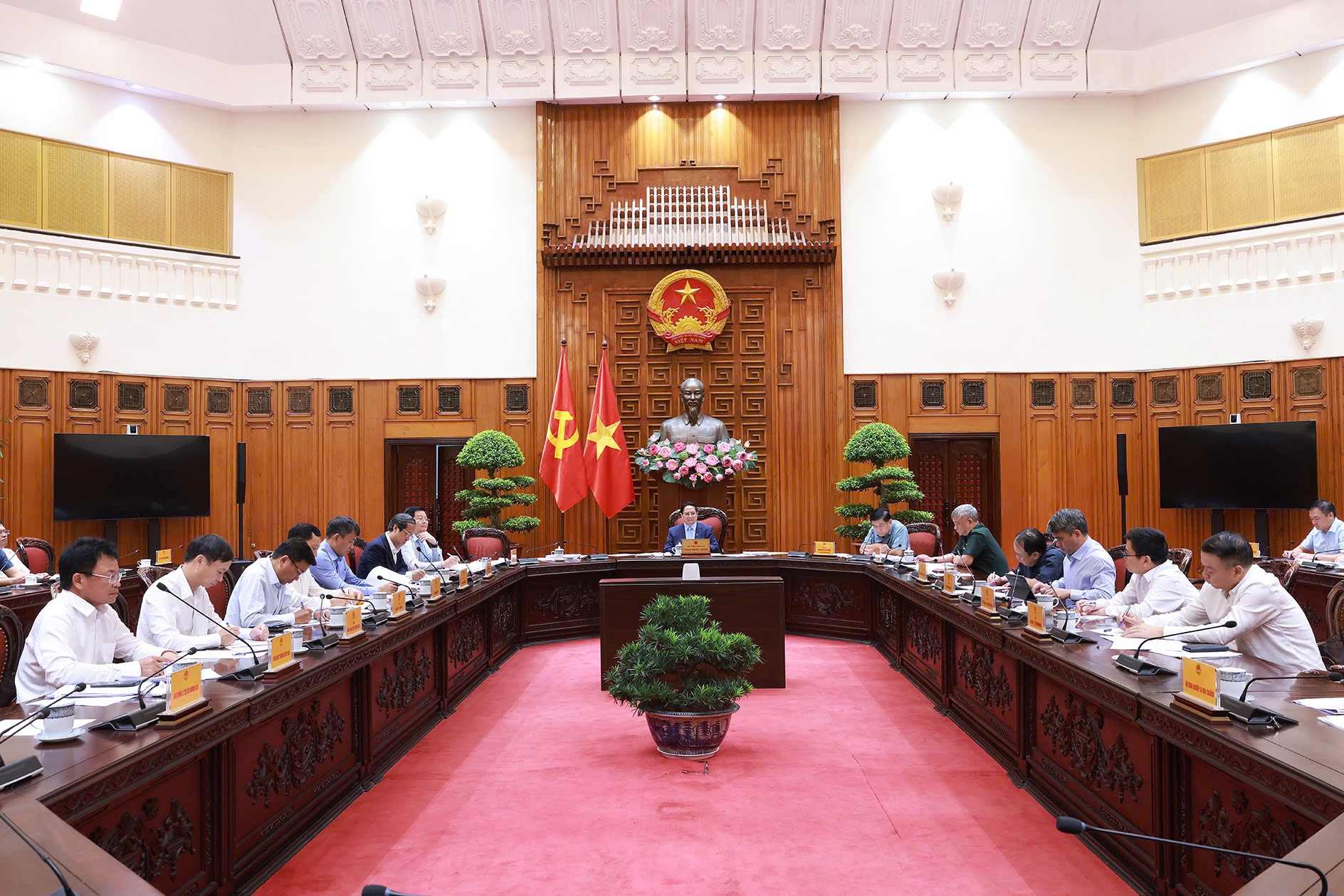 Thủ tướng: Phân công “6 rõ” để thúc đẩy dự án tuyến đường sắt Lào Cai – Hà Nội – Hải Phòng