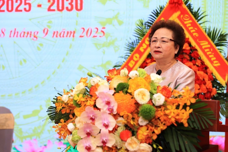 Toàn văn tham luận của bà Nguyễn Thị Nga – Phó Chủ tịch Thường trực Hội DNTN VN tại Đại hội lần thứ ba