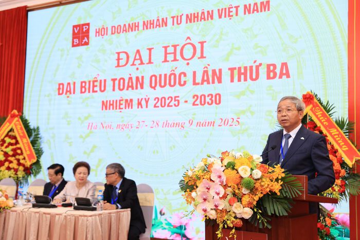 Toàn văn tham luận của ông Nguyễn Trung Chính – Phó Chủ tịch Hội Doanh nhân Tư nhân Việt Nam, Chủ tịch Tập đoàn CMC tại Đại hội Đại biểu Toàn quốc lần thứ III nhiệm kỳ 2025-2030 của Hội Doanh nhân tư nhân Việt Nam