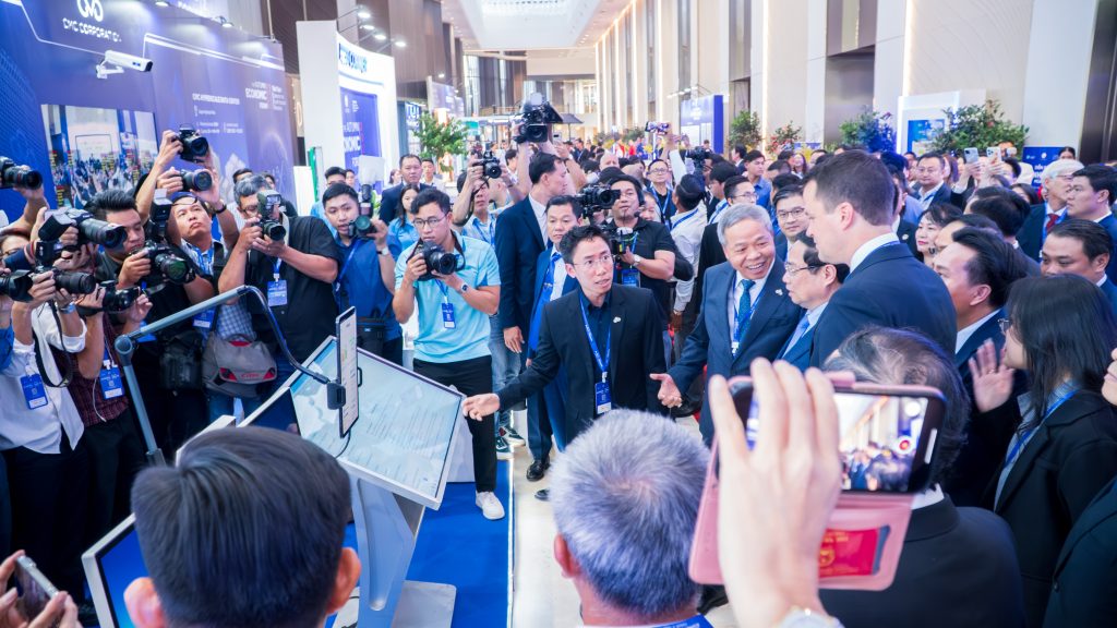 CMC tạo dấu ấn tại Diễn đàn Kinh tế mùa Thu HEF 2025