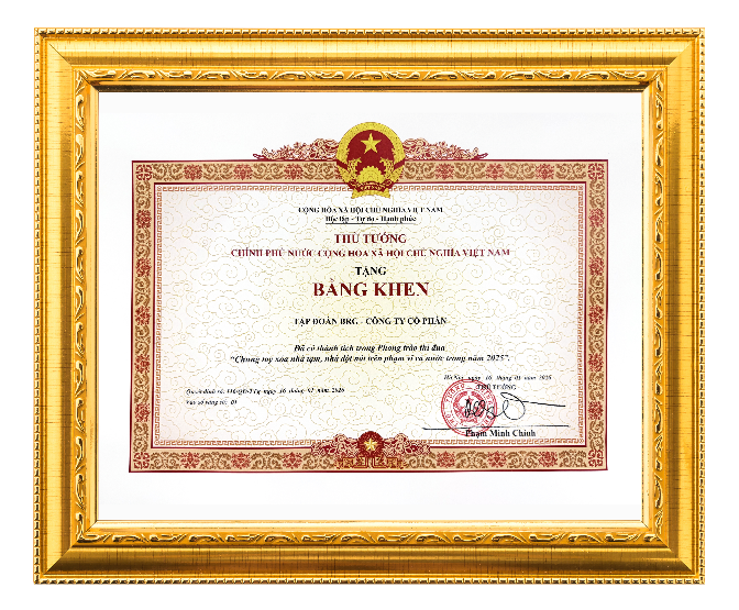Madame Nguyễn Thị Nga và Tập đoàn BRG vinh dự được trao tặng bằng khen của Thủ tướng Chính phủ