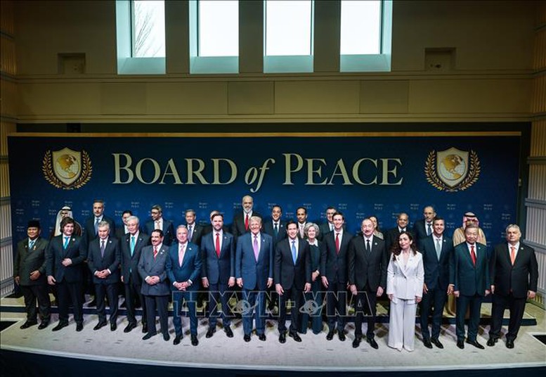 Tổng Bí thư Tô Lâm gặp lãnh đạo các nước nhân dịp tham dự cuộc họp khai mạc Hội đồng Hòa bình về Gaza