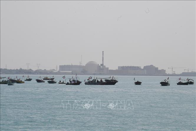 Các hãng vận tải biển lớn đình chỉ hoạt động qua Eo biển Hormuz