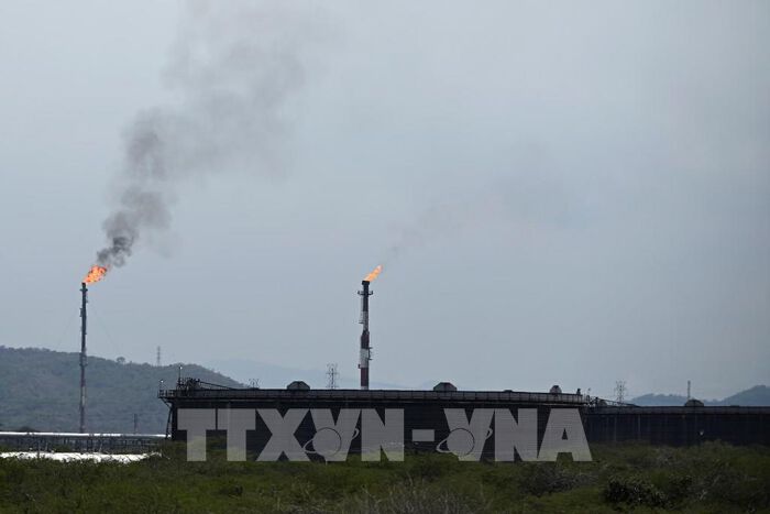 Thị trường năng lượng toàn cầu đối mặt cú sốc nghiêm trọng nhất