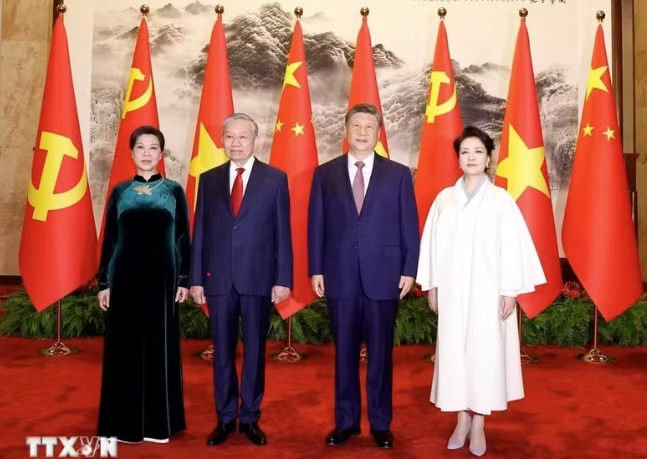 Tổng Bí thư, Chủ tịch nước Việt Nam và Trung Quốc trao đổi nhiều vấn đề quan trọng