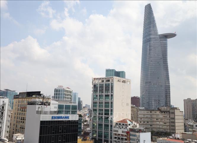 Trung tâm Tài chính quốc tế trong làn sóng tái cấu trúc chuỗi cung ứng và dòng tiền toàn cầu