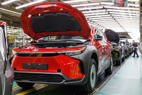 Toyota thoái vốn tại hàng chục công ty