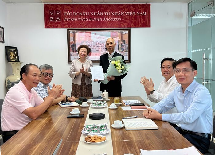 Hội Doanh nhân Tư nhân Việt Nam kiện toàn nhân sự Ban Chấp hành Trung ương Hội khóa III